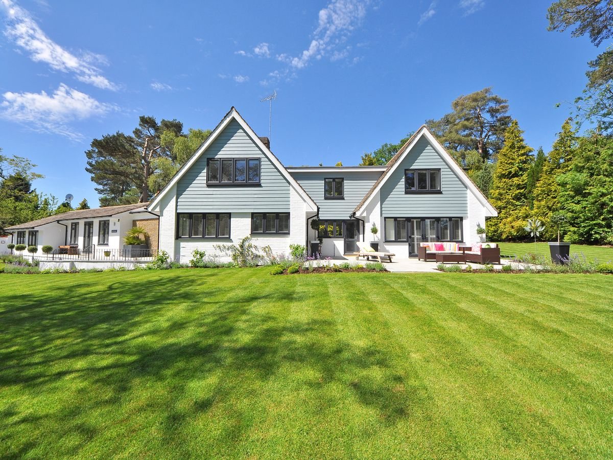 Modern Family Home